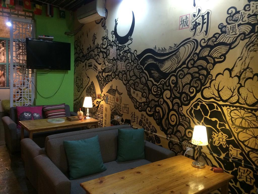 Yangshuo How Flowers Hostel Экстерьер фото