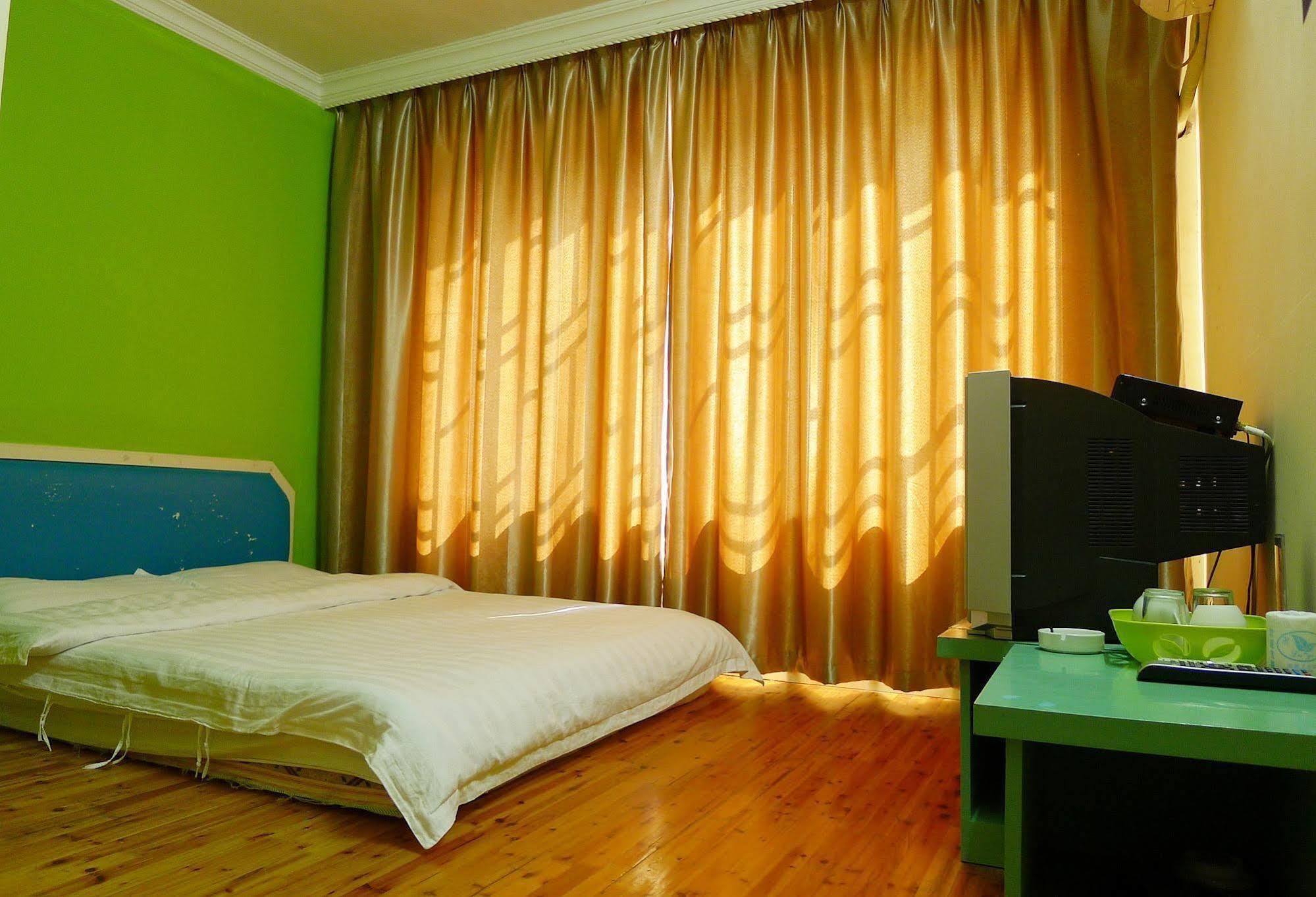 Yangshuo How Flowers Hostel Экстерьер фото